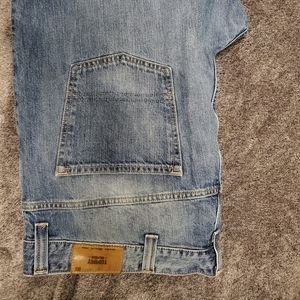 Men's Tommy Hilfiger jeans size 44x32